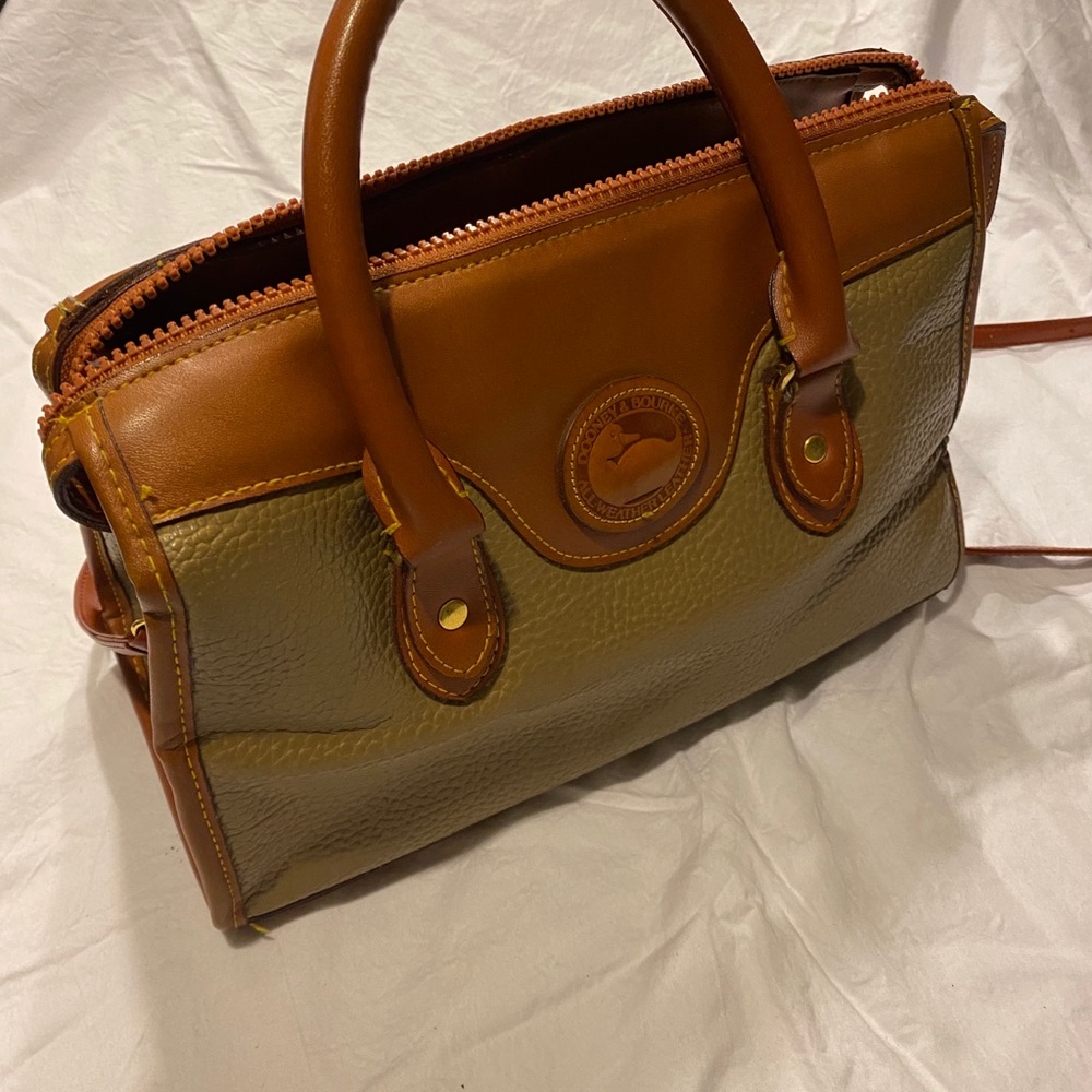 Handbag - Picture 2 of 7
